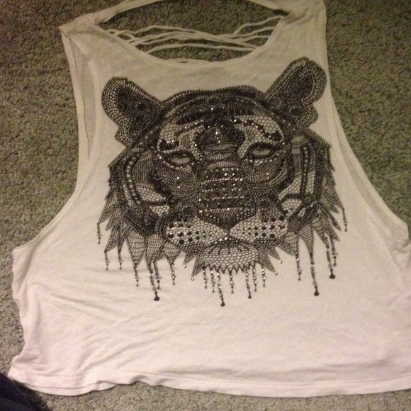 Medium Charlotte Russe mid top 🎉