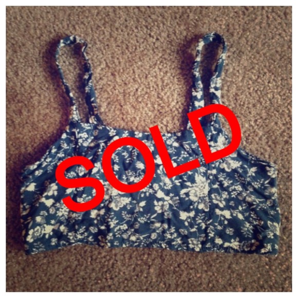 ❌❌SOLD @jaminchrissy❌❌Brandy Melville top/bralette