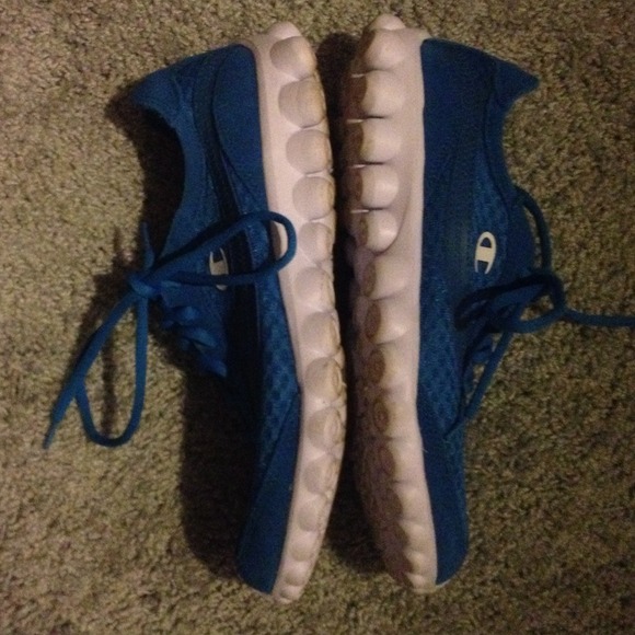 NWOT 🎉 Champion running shoes - Picture 1 of 4