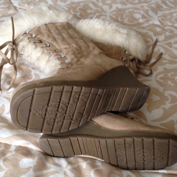 Fall/winter boots - Picture 2 of 4