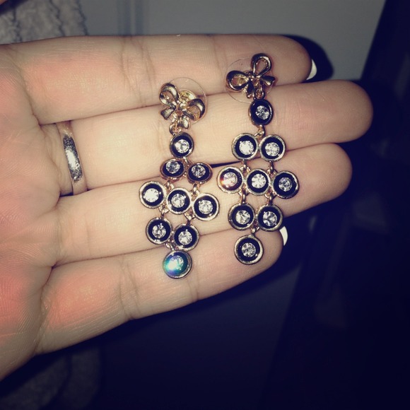 Diamond bow earrings