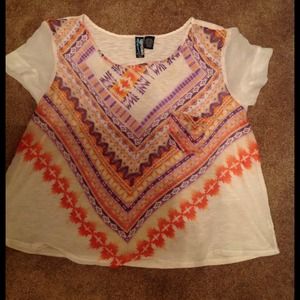 Off white shirt with multicolor pattern