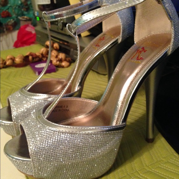 Glitter T Strap High Heels - Picture 1 of 3
