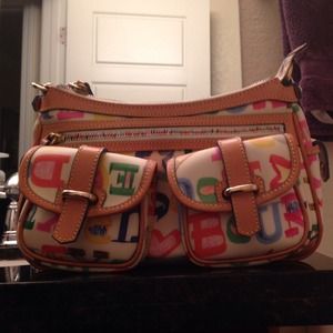 Authentic Dooney&Bourke RetroHandbag❗️XMAS💲3⃣5⃣❗️