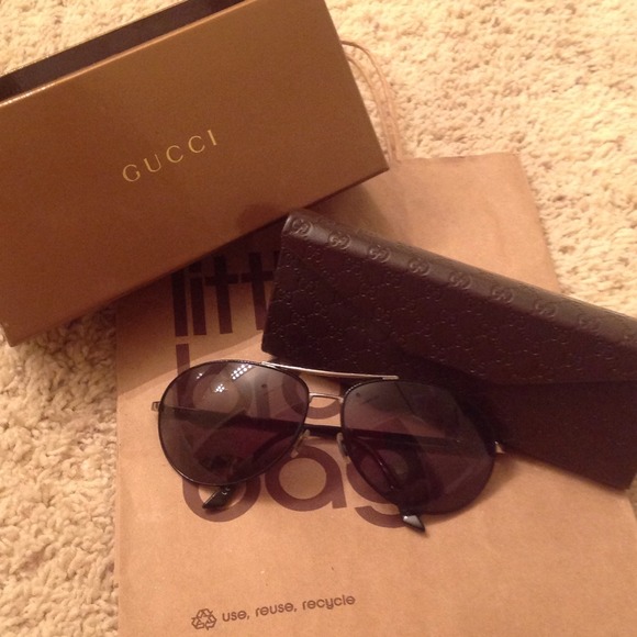 Gucci 💯% Authentic sunglasses