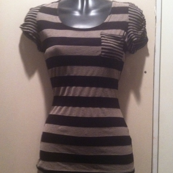 Black and Tan Tee