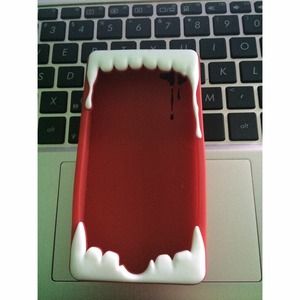 Forever 21 Fang iPhone 4/4s Case