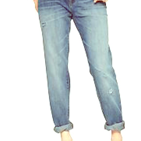 GAP Denim - ❤️Editor's Pick❤️ Sexy Boyfriend Destructed Jean