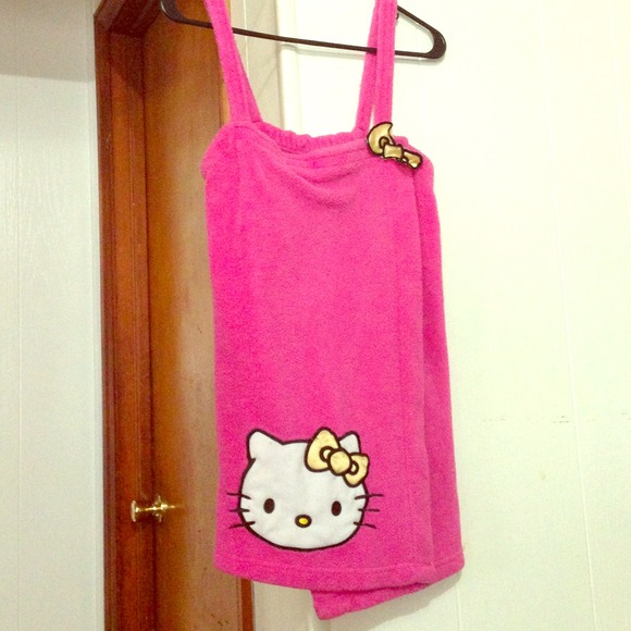 Hello kitty robe