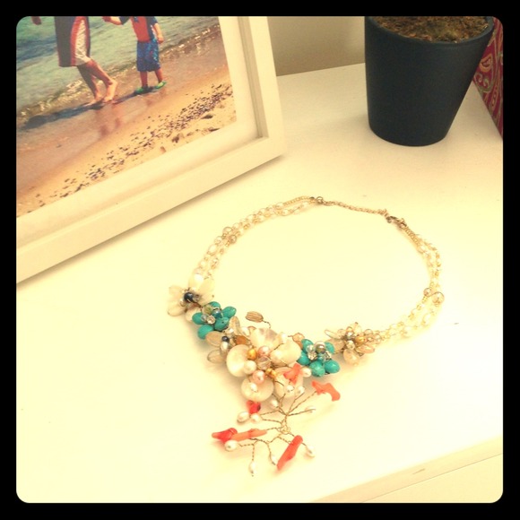 Natural Pearl, coral and turquoise necklace.