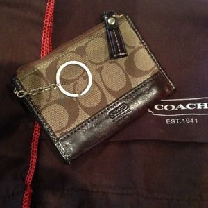 💯%Authentic Coach Wallet/Change Purse/Key Chain
