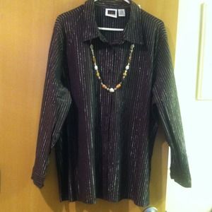 ❌SOLD IN BUNDLE❌Cute black & silver striped blouse