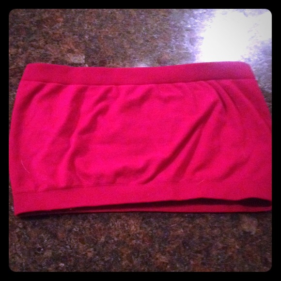 ❌SOLD❌Burgundy stretch bandeau (one size fits all)