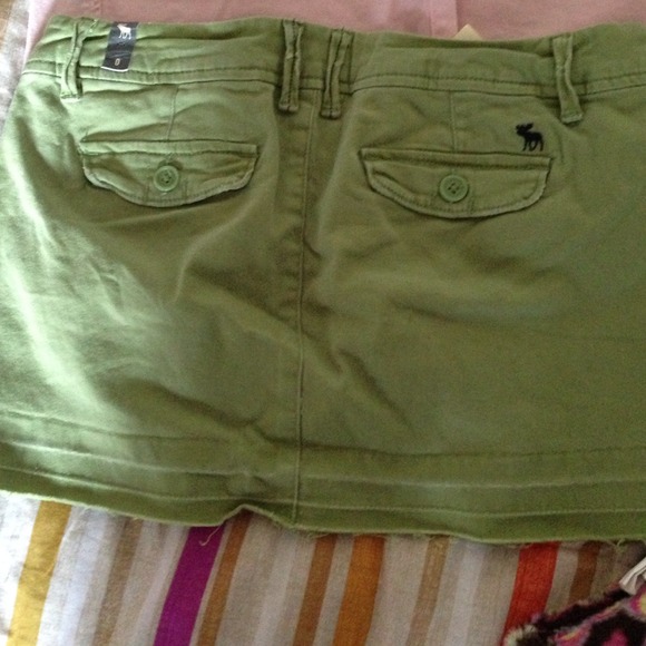 Green Abercrombie & Fitch Skirt size 0 - Picture 2 of 2