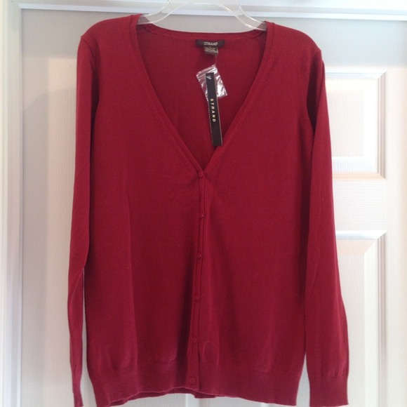 SOLD .......NEW Cardigan sweater, size L