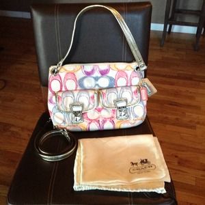 Coach Poppy Signature Dream Hippy bag