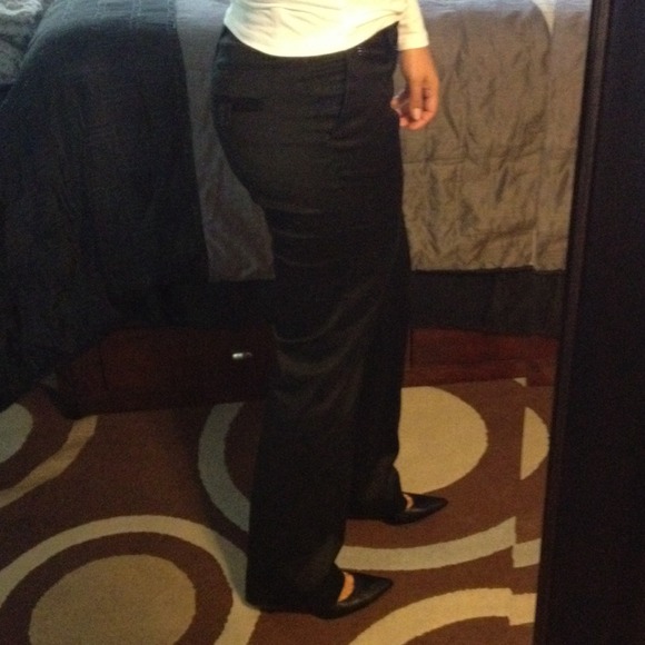 Black pants - Picture 2 of 4