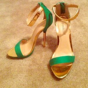 Shoedazzle heels