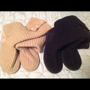 💥BUNDLE💥 Knit boots beige & black Size 8