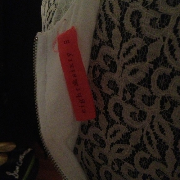 Eight Sixty Dress medium white lace - Picture 5 of 5