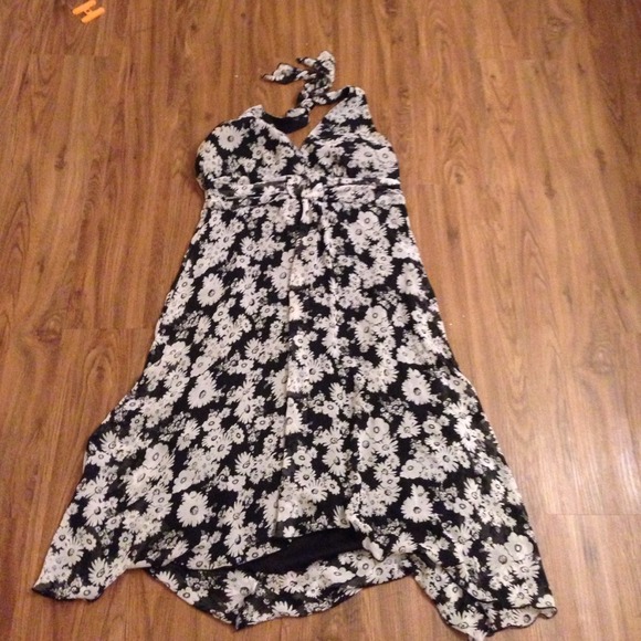Halter neck dress floral