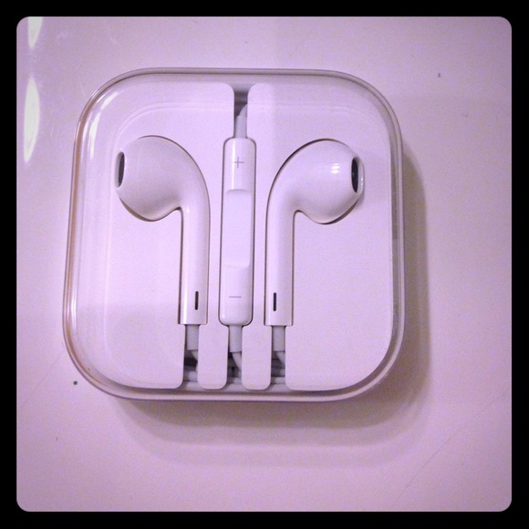 Brand new never used headphones
