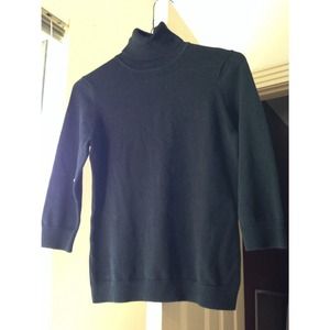 BLACK THREE QUARTER LENGTH TURTLE NECK SWEATER