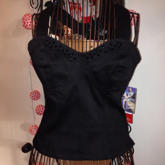 ❌SOLD❌Marylin Monroe black bustier/crop halter top - Picture 2 of 4