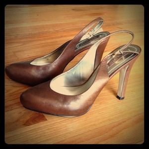 Nine West Golden Brown Leather Sling Back Heels