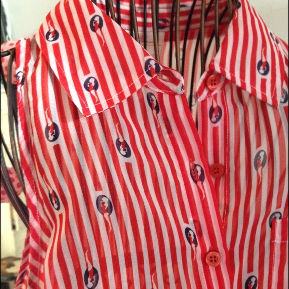 ❗️SOLD❗️Marilyn striped button sleeveless shirt