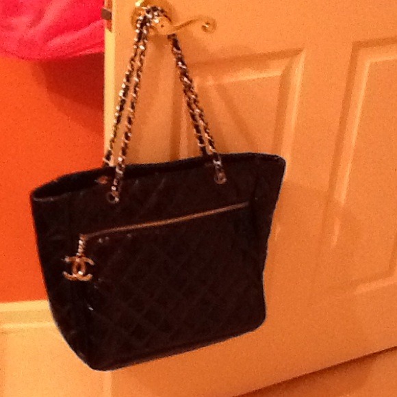Chanel tote bag