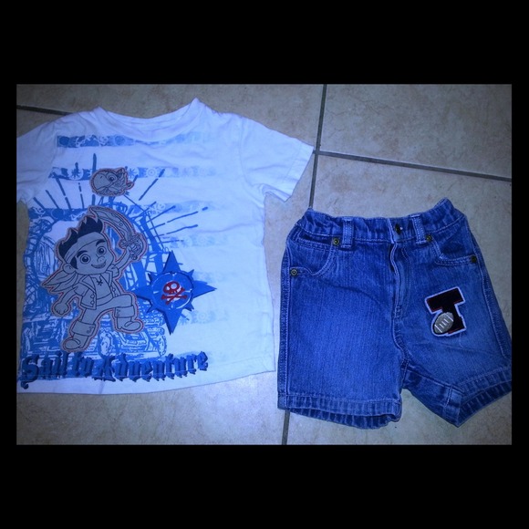 **SOLD**Disney toddler/infants set