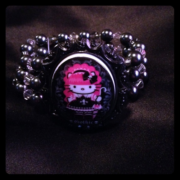 Tarina Tarantino HK Gothic Lolita bracelet