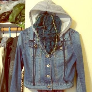 Cropped hooded jean jacket