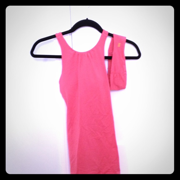 Bundled. Lucy workout top with matching headband - Picture 1 of 3