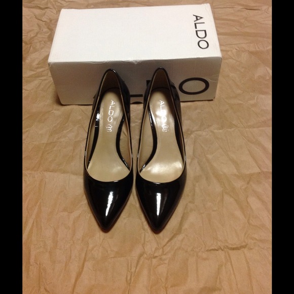 👠ALDO Black Pump (worn once only)👠