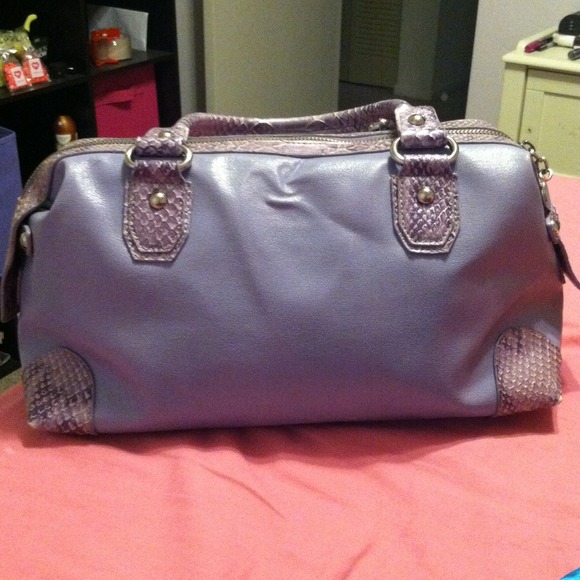 Kathy Van Zeeland snakeskin floral handbag - Picture 3 of 5