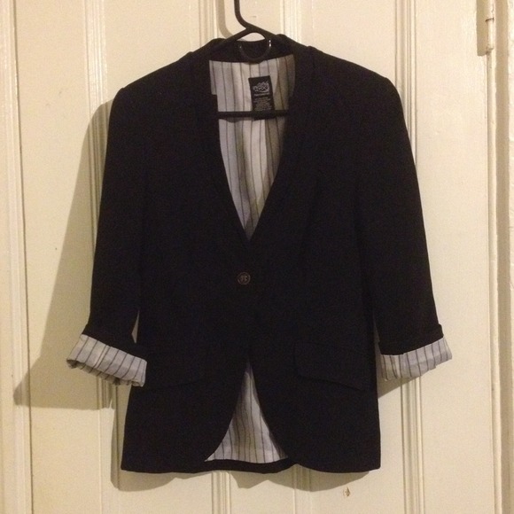 Black blazer - Picture 1 of 2
