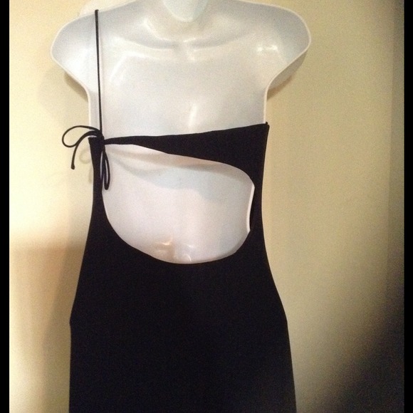 πSold Bundle Cache' Black Maxi dress 10π - Picture 2 of 4