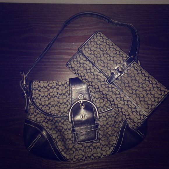 Original Coach Purse & Wallet