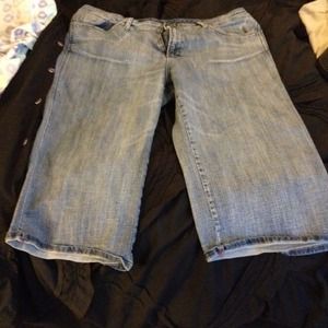 Plus size crop/gaucho jeans