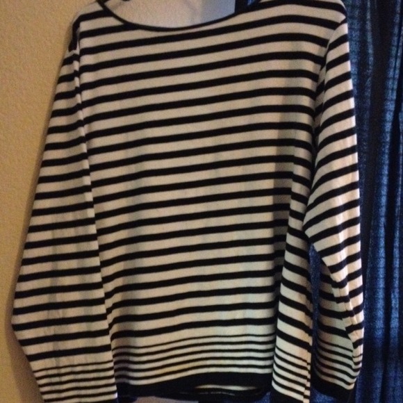 Bundled. Striped boat neck cotton shirt