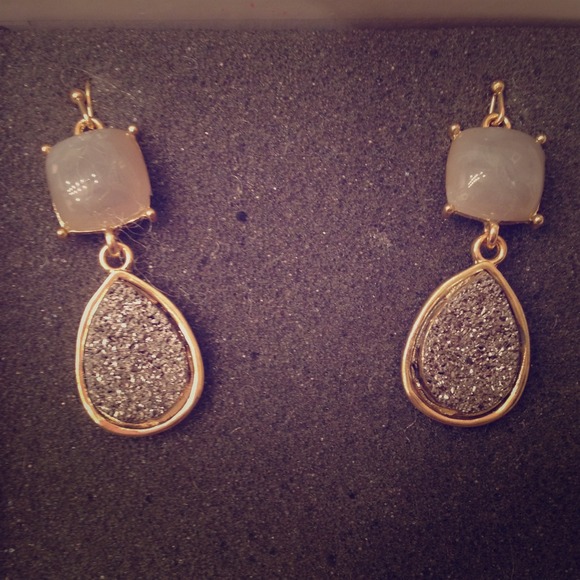 Gray Stoned earrings