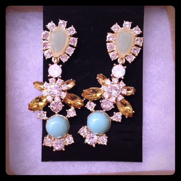 Gorgeous crystal chandelier earrings