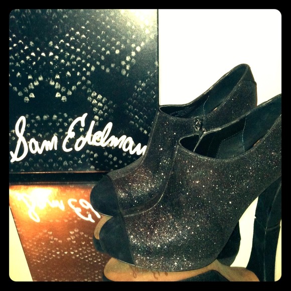 Sam Edelman black sparkle cap toe booties