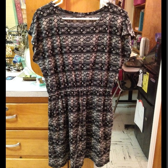 Black & white printed dress