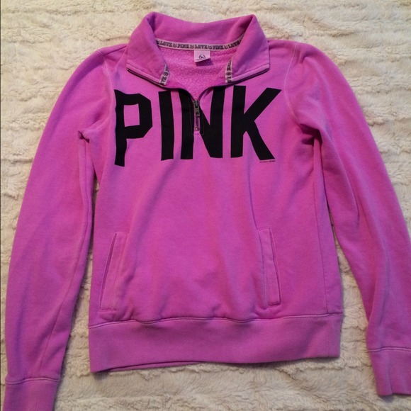 ON HOLD. 💕Love pink yoga pullover sweater💕