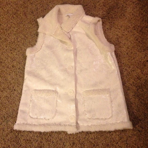 White vest