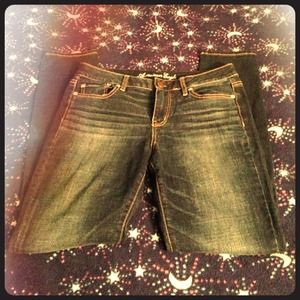 🚫 SOLD 🚫American Eagle skinny jeans