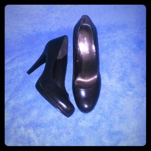 Nine West, black heels